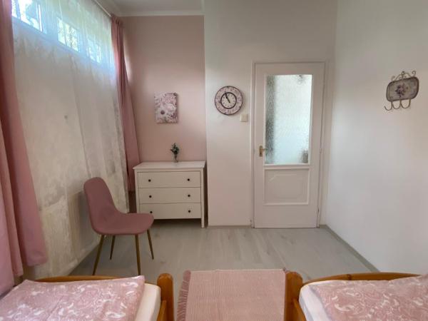 Vázsonyi Vendégház : photo 7 de la chambre chambre quadruple