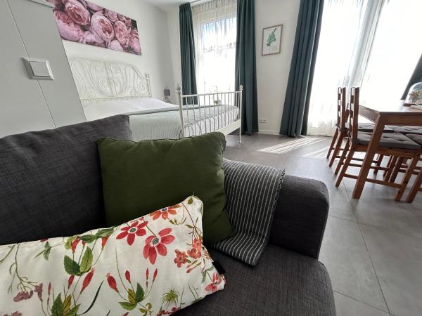 B&B Zunderdorp : photo 3 de la chambre chambre quadruple avec salle de bains privative