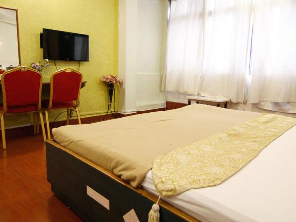 Hotel Tushar : photo 1 de la chambre chambre double standard