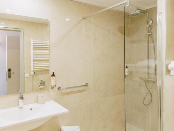 Alivi : photo 2 de la chambre chambre double ou lits jumeaux standard - vue sur mer