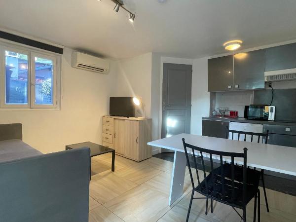 Le Doolies - Holiday Inn : photo 5 de la chambre studio