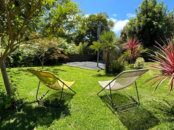 La Wodapalousa, Surf & Crossfit Guesthouse, 800m from Beach : photo 5 de la chambre appartement - vue sur jardin