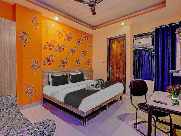 OYO Rose Residency : photo 9 de la chambre chambre triple classique