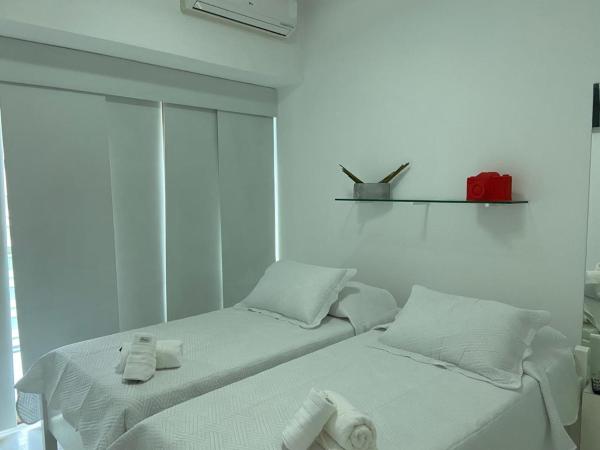TIFFANYs RIO FLAT : photo 4 de la chambre appartement supérieur avec balcon