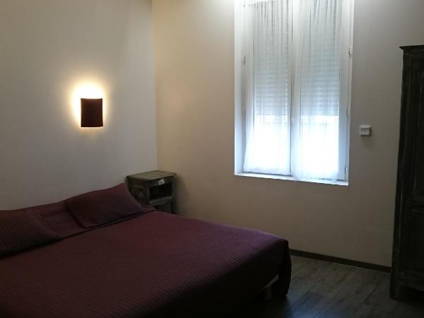 Hotel Le 5 : photo 4 de la chambre chambre double