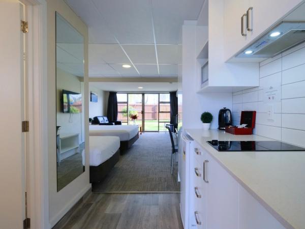 The Garden Hotel : photo 9 de la chambre standard kitchen studio