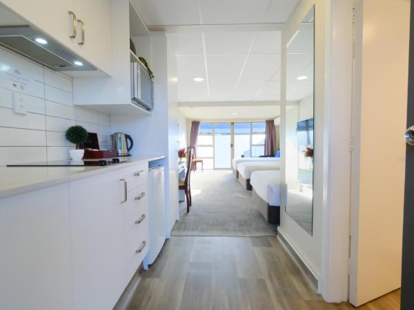 The Garden Hotel : photo 7 de la chambre chambre triple standard