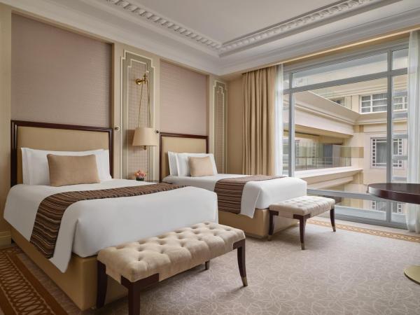 The Fullerton Hotel Singapore : photo 1 de la chambre chambre lits jumeaux premier - côté cour