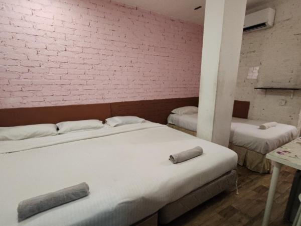 Maleeq Hotel @ Meru Ipoh : photo 1 de la chambre chambre familiale