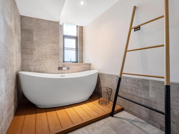 Waito Hotel Yuexiu Park Guangzhou : photo 5 de la chambre chambre couple Élégante