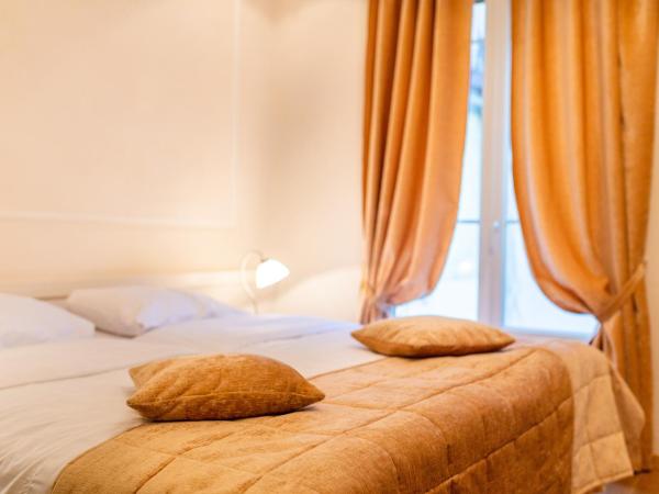 J5 Hotels Helvetie & La Brasserie : photo 5 de la chambre chambre quadruple