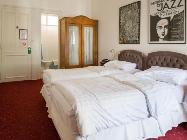 J5 Hotels Helvetie & La Brasserie : photo 6 de la chambre chambre quadruple