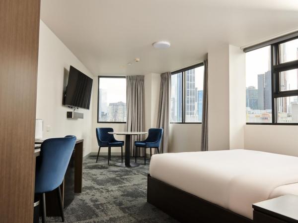 Space Hotel : photo 4 de la chambre chambre lit queen-size exécutive avec salle de bains privative - vue sur ville