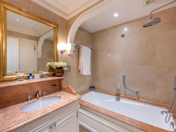 Hôtel Hermitage Monte-Carlo : photo 3 de la chambre chambre lit king-size supérieure - vue sur ville ou cour