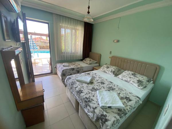 Beyaz Kale Hotel : photo 1 de la chambre chambre triple