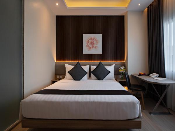 Grand Orchardz Hotel Kemayoran Jakarta : photo 3 de la chambre chambre lit king-size deluxe