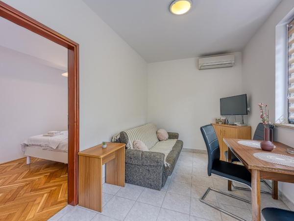 Apartments Punta : photo 5 de la chambre appartement avec terrasse