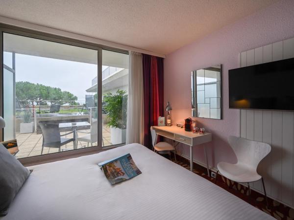 Hôtel Point France : photo 2 de la chambre chambre double terrasse - vue mer