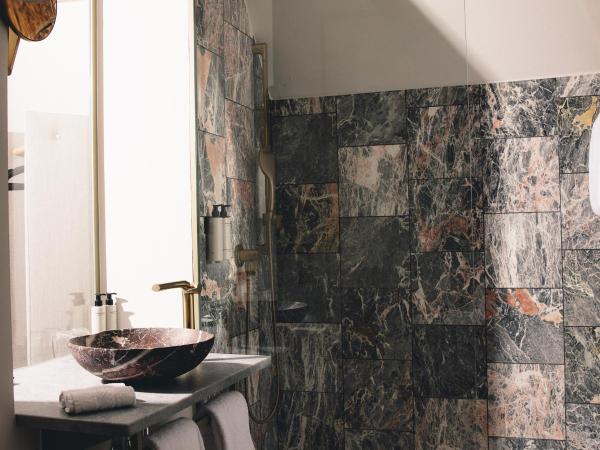 Kai 36 - Hotel zwischen Fels und Fluss : photo 3 de la chambre chambre double standard