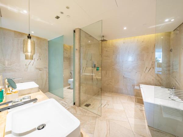 FIVE Jumeirah Village : photo 4 de la chambre suite principale avec piscine privée