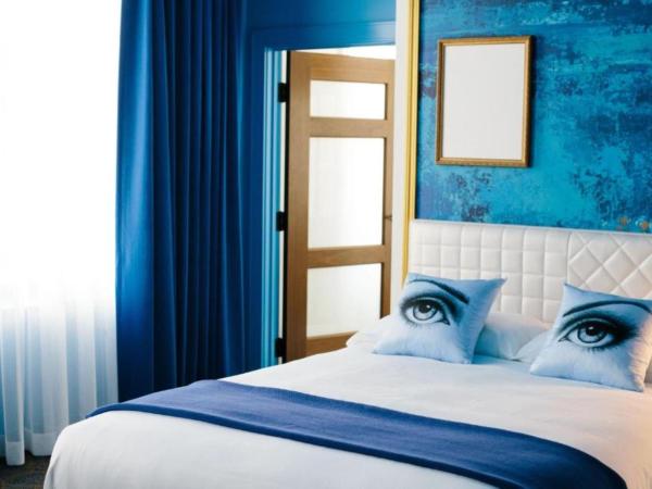 Angad Arts Hotel : photo 3 de la chambre chambre lit queen-size 