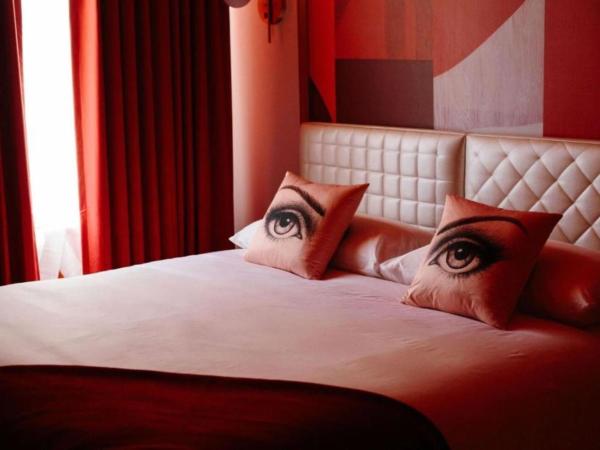 Angad Arts Hotel : photo 2 de la chambre chambre lit queen-size 