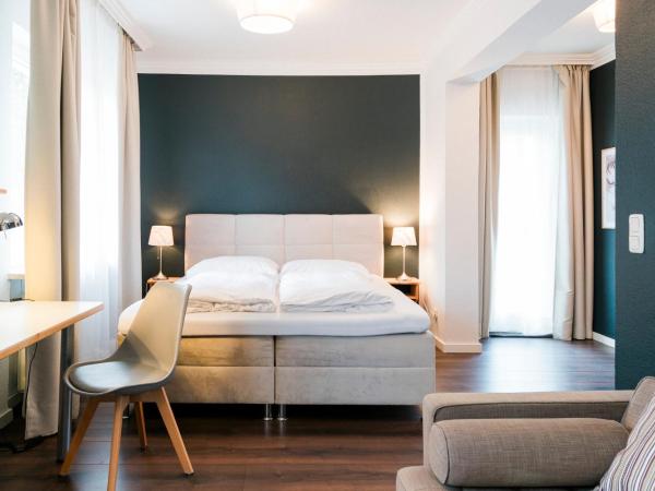 Hotel Villa Solln : photo 1 de la chambre studio avec terrasse