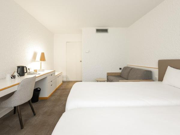 Novotel Macon Nord Autoroute du Soleil : photo 1 de la chambre 2 chambres adjacentes