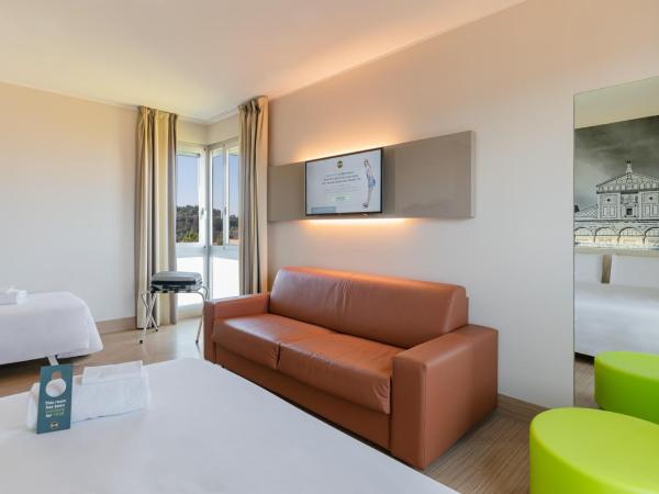B&B Hotel Firenze City Center : photo 4 de la chambre chambre triple