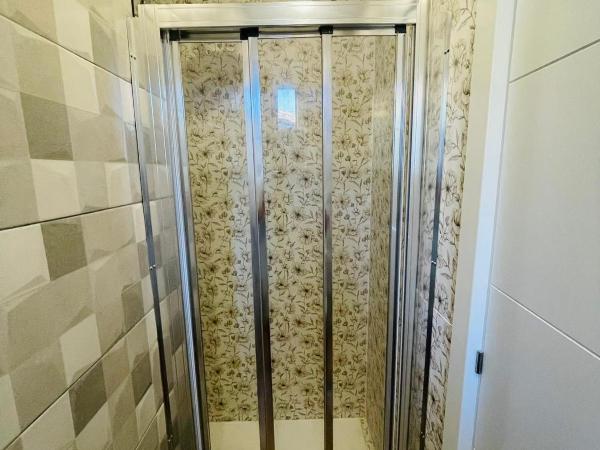 Suites Larios : photo 2 de la chambre chambre double standard avec salle de bains commune