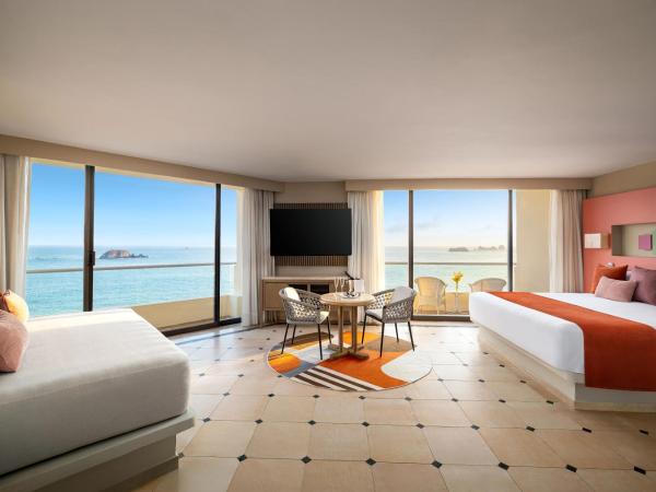 Sunscape Dorado Pacifico Ixtapa Resort & Spa- All Inclusive : photo 5 de la chambre suite familiale sun club - côté océan