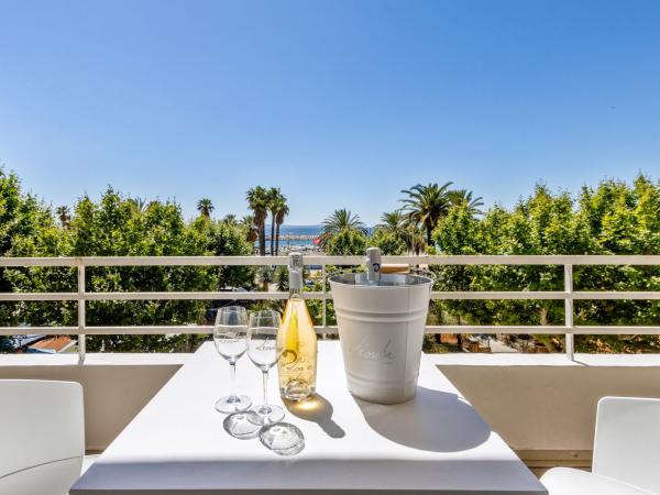 Hotel Espadon bleu : photo 3 de la chambre chambre double ou lits jumeaux deluxe - vue sur mer