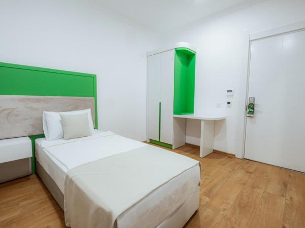 Regenesis Hotel & Spa : photo 2 de la chambre suite junior