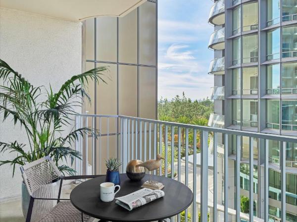 Fairmont Century Plaza Los Angeles : photo 1 de la chambre suite 1 chambre lit king-size avec 2 balcons