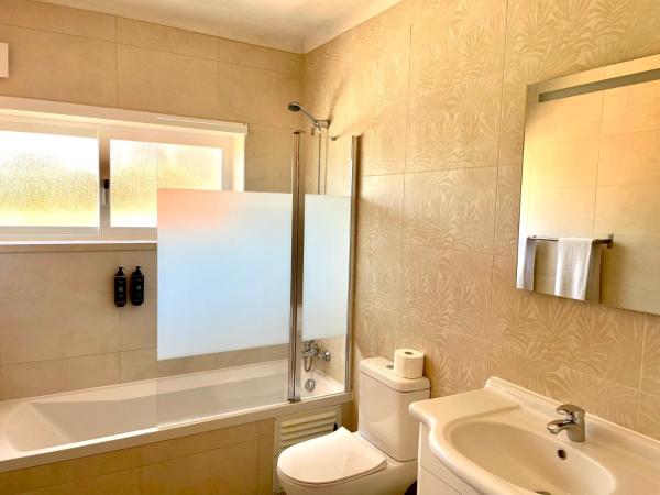 Colina do Elétrico : photo 4 de la chambre chambre double familiale