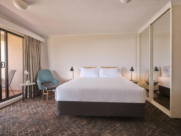Rendezvous Hotel Sydney The Rocks : photo 4 de la chambre studio avec balcon et vue sur le port