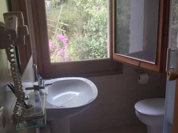 Hotel Bonsol : photo 8 de la chambre chambre triple