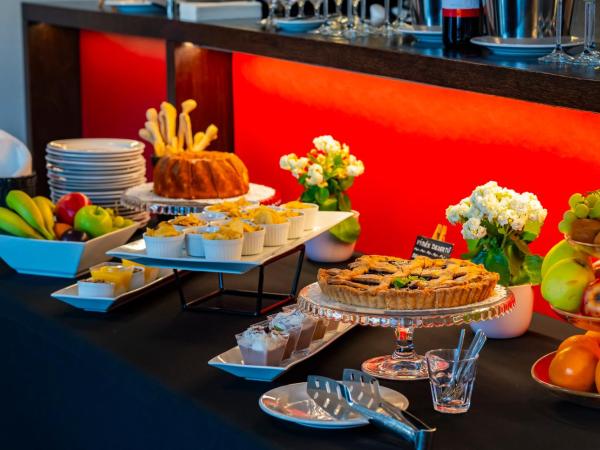 Hotel Merkur - Czech Leading Hotels : photo 5 de la chambre chambre exécutive avec accès au salon exécutif