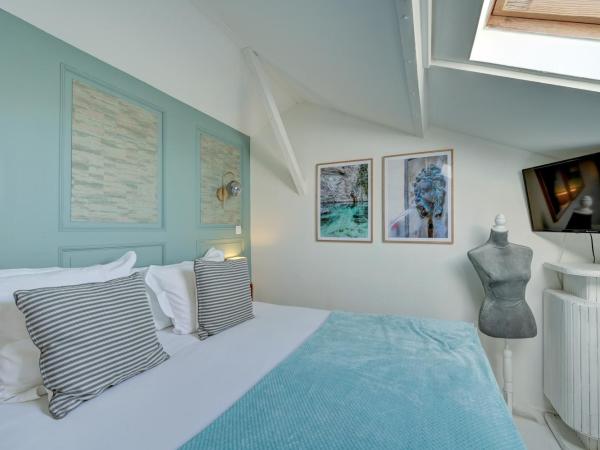 The Originals Boutique, Clair Hôtel, Martigues : photo 3 de la chambre chambre double en duplex
