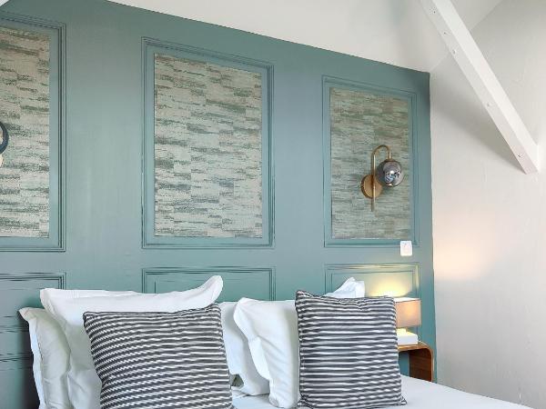 The Originals Boutique, Clair Hôtel, Martigues : photo 1 de la chambre chambre double en duplex