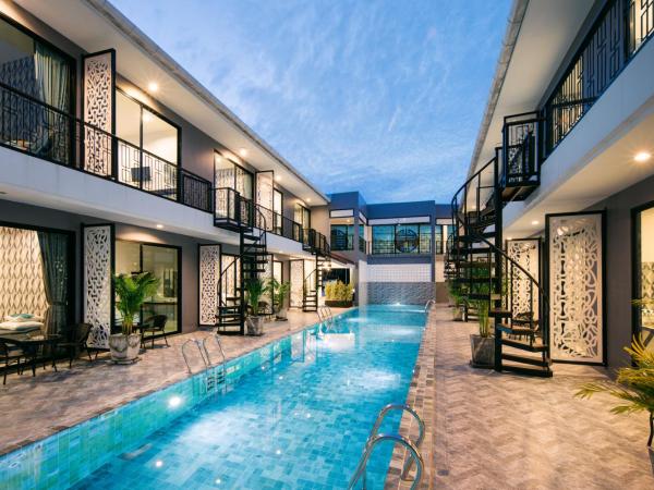 Chanakarn Pool Access Rawai : photo 7 de la chambre chambre double ou lits jumeaux avec accès piscine