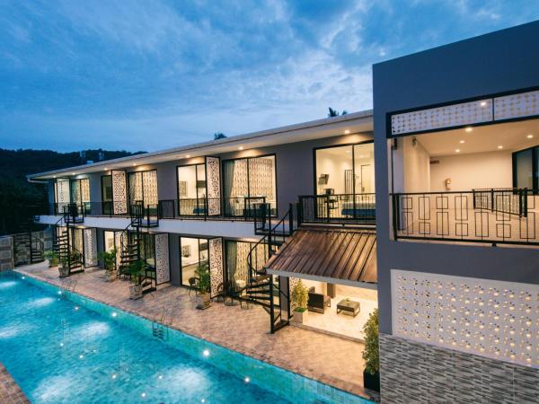 Chanakarn Pool Access Rawai : photo 5 de la chambre chambre double ou lits jumeaux supérieure - vue sur piscine