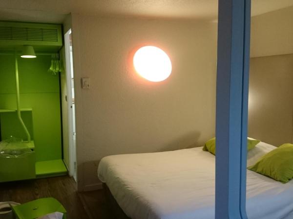 Campanile Bayonne : photo 3 de la chambre chambre double supérieure