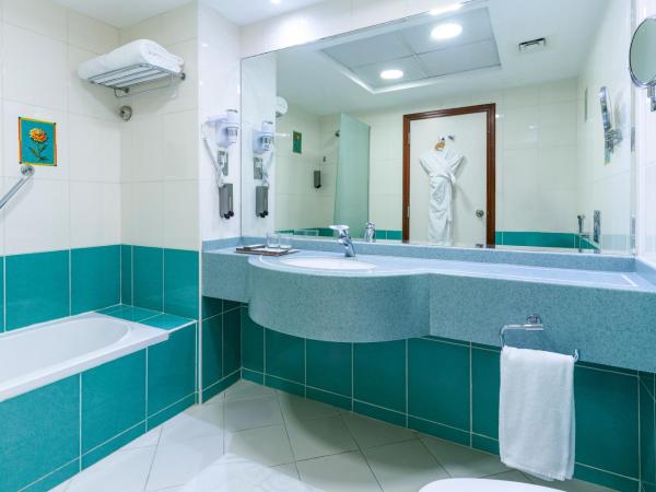 Coral Dubai Deira Hotel : photo 4 de la chambre chambre lit king-size standard