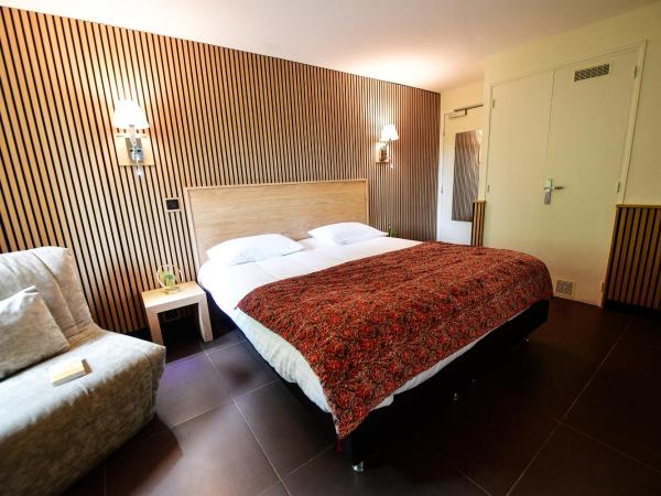 Le Mas Des Aigras - Hôtel de Charme en Provence : photo 1 de la chambre chambre double deluxe