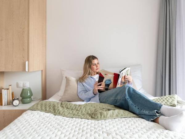 Noli Mokotow - Modern Scandinavian Style close to the Airport & easy access to city center : photo 5 de la chambre medium-studio