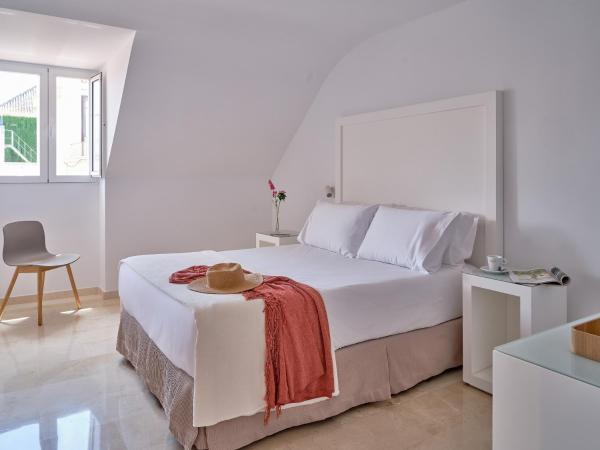 Hotel Rey Alfonso X : photo 8 de la chambre apartment with terrace - penthouse (annex)