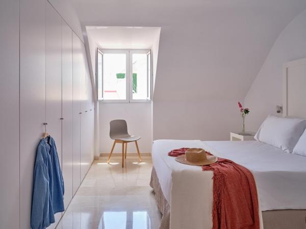 Hotel Rey Alfonso X : photo 9 de la chambre apartment with terrace - penthouse (annex)