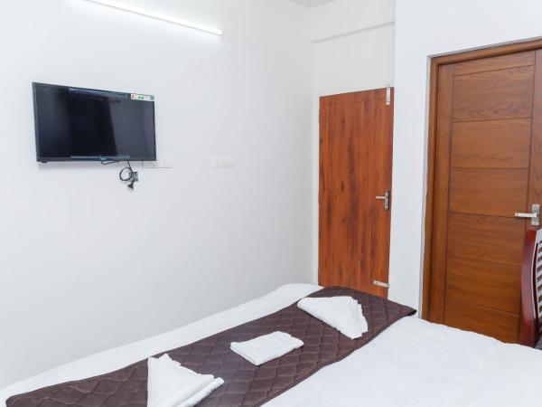 GUEST WEST INN : photo 10 de la chambre chambre double deluxe