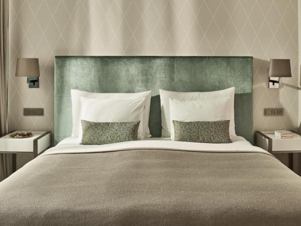 The Fontenay Hamburg : photo 2 de la chambre chambre double deluxe avec balcon